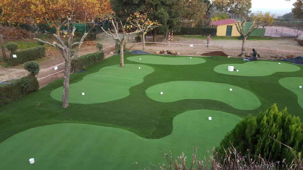 Empresa para construcción de campos de golf