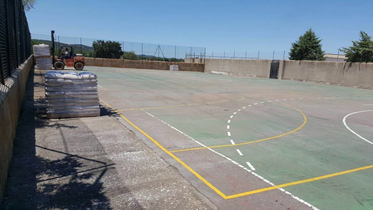reparación de pavimento en canchas deportivas