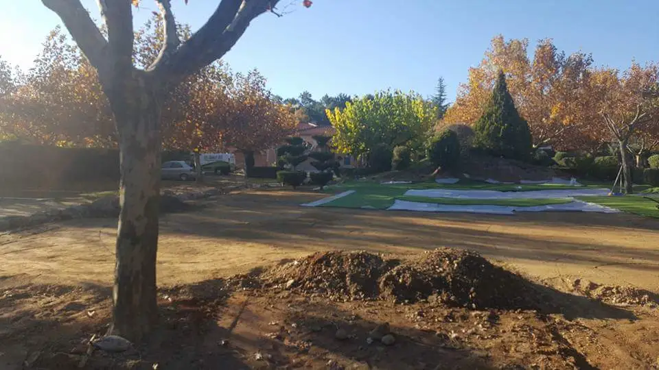 Construcción campo deportivo de golf