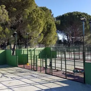 Pistas de Pádel con Muro