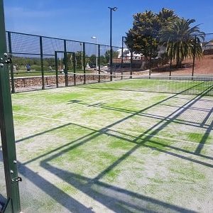 installation, construction, fabrication, entretien Courts de paddle-tennis à Cáceres